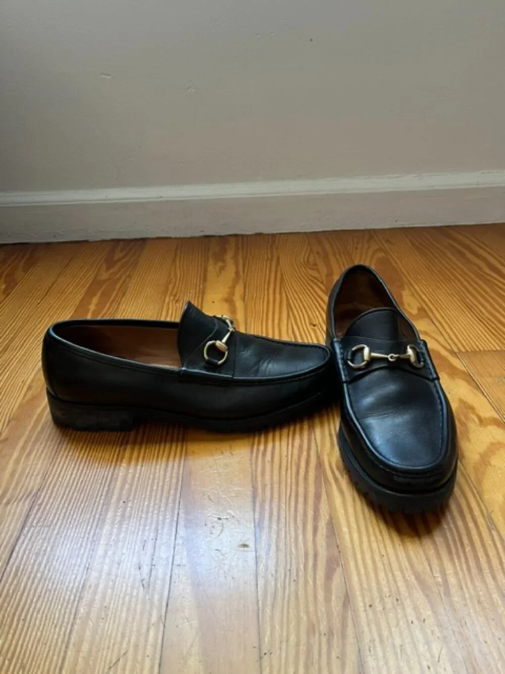 Gucci vintage black